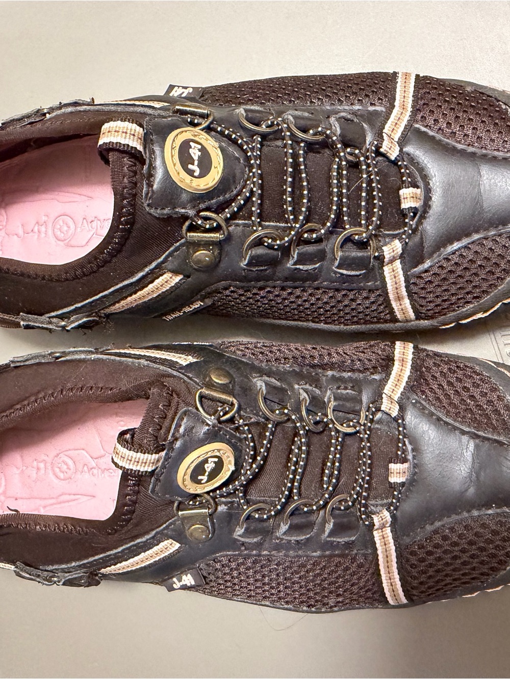 J-41 Women’s Brown Mesh & Leather Sneakers with Pink Insole